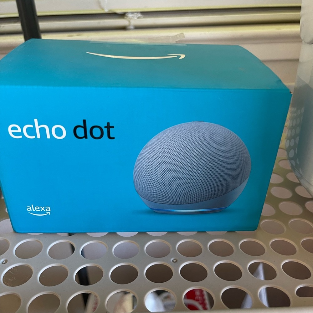 Amazon echo dot portable Bluetooth speaker - never used, new